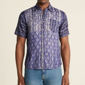 Raga Man
Abstract Lotus Pocket Shirt